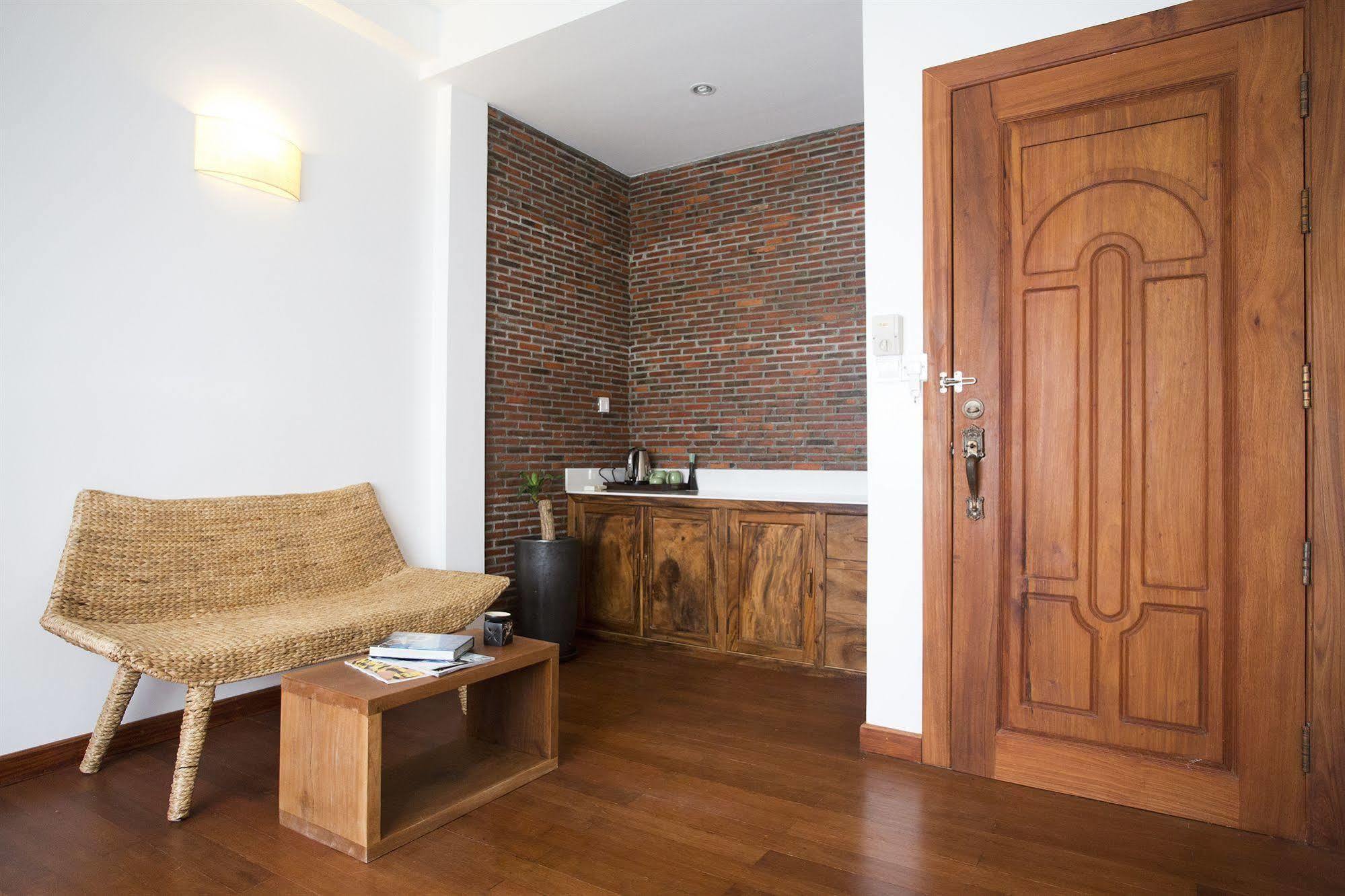 Casa Villa Independence Phnom Pen Exterior foto